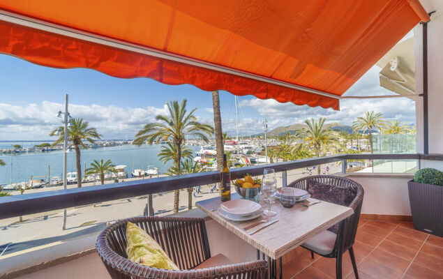 Marina Sea Views - Photo 1